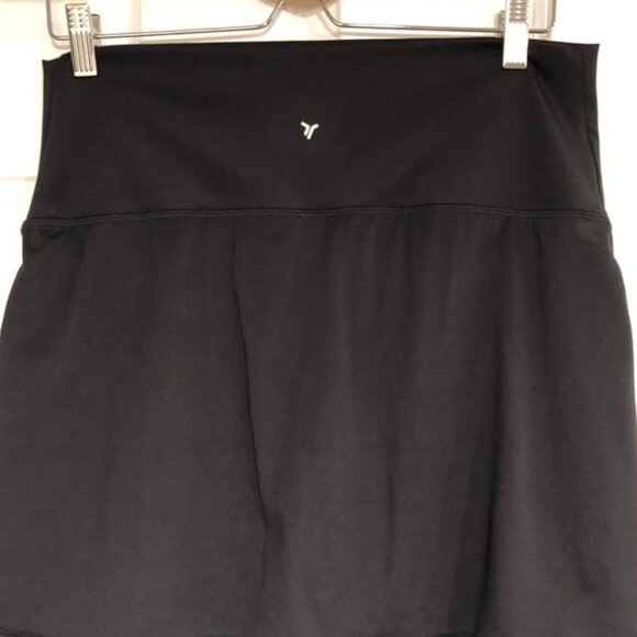 Old Navy Black Maternity Skort - Picture 2 of 6